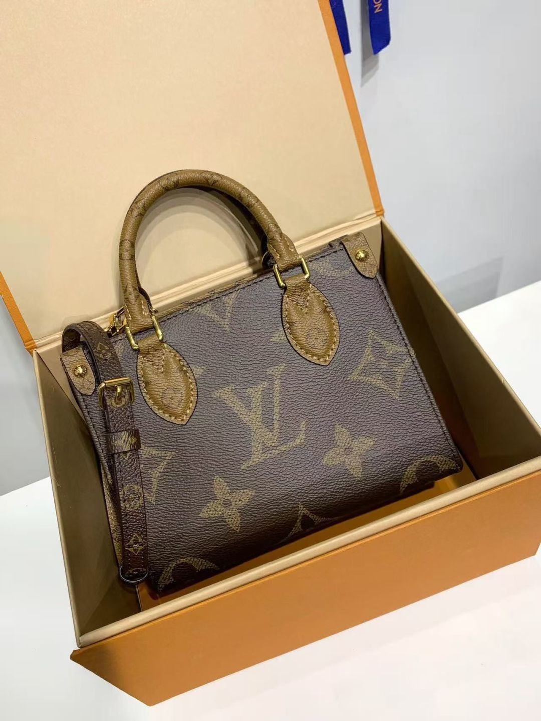 新年啟新包👜步履皆高光