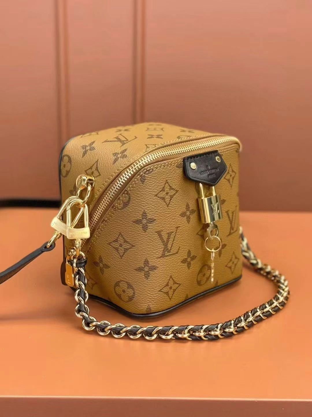 實物總比鏡頭下高級#包治百病👜