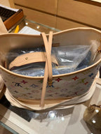 LV Carryall collaboration with Takashi Murakami: Fashion is cyclical, white tricolor is back, Takashi Murakami 25 new model.