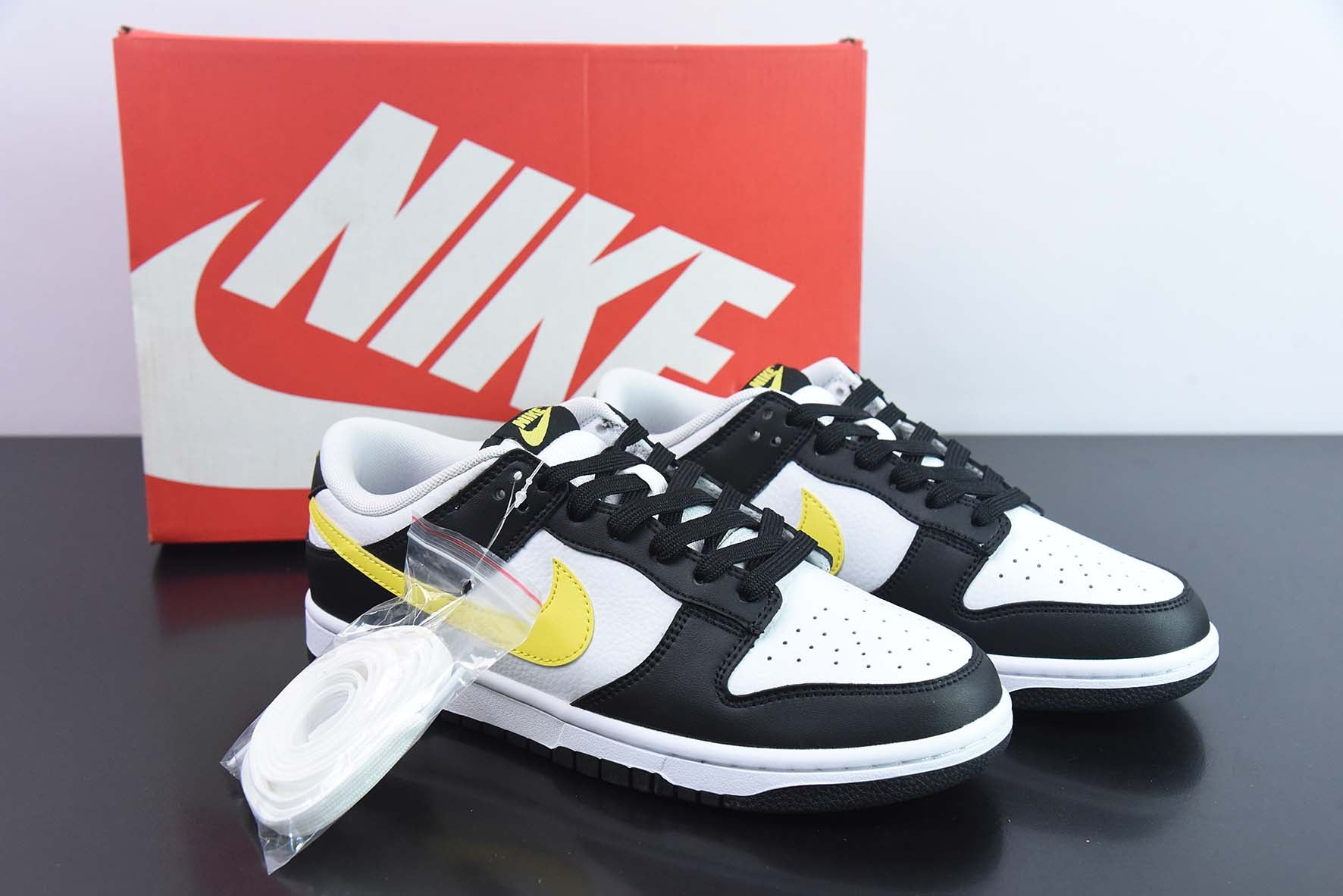 IFWX87813535 NK SB Dunk Low 「黑白黃」熊貓貨號：FQ2431 001 尺寸：36-47.5