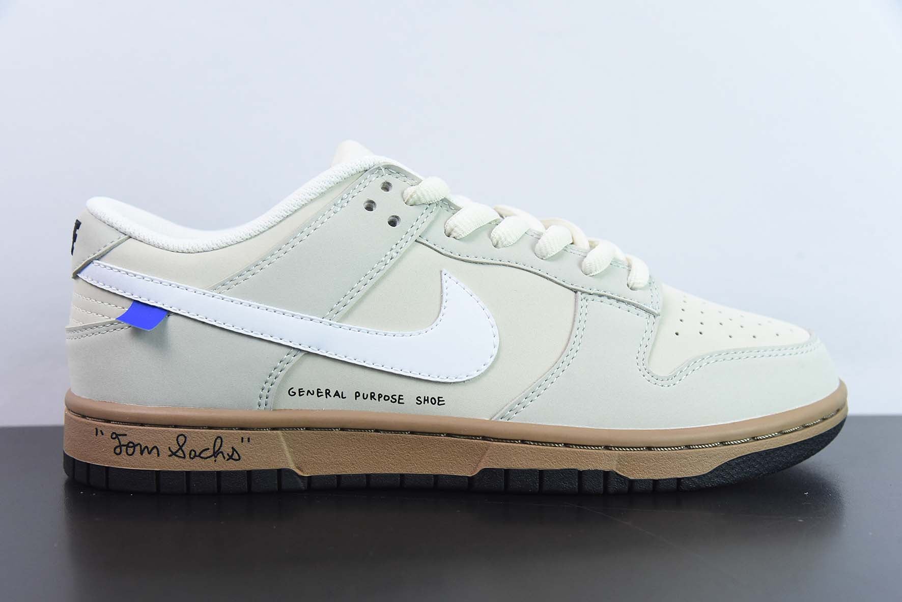 MNH35266941 NIKE SB Dunk Low 運動休閒低筒板鞋大友克洋麂皮米黃貨號：DD5896-020 尺寸：36-45