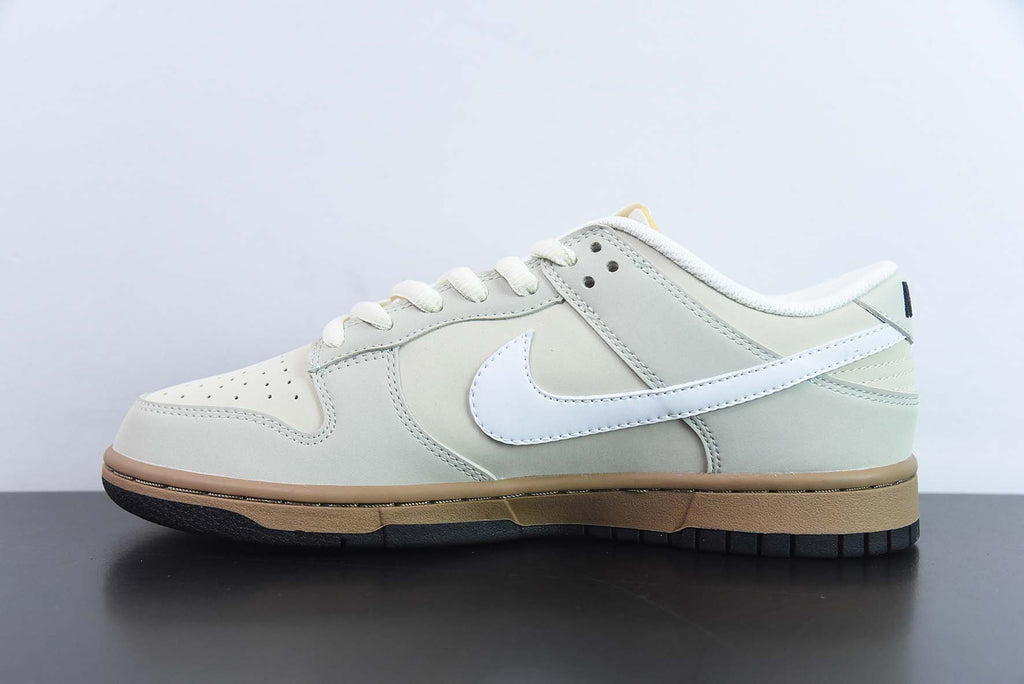 MNH35266941 NIKE SB Dunk Low 運動休閒低筒板鞋大友克洋麂皮米黃貨號：DD5896-020 尺寸：36-45