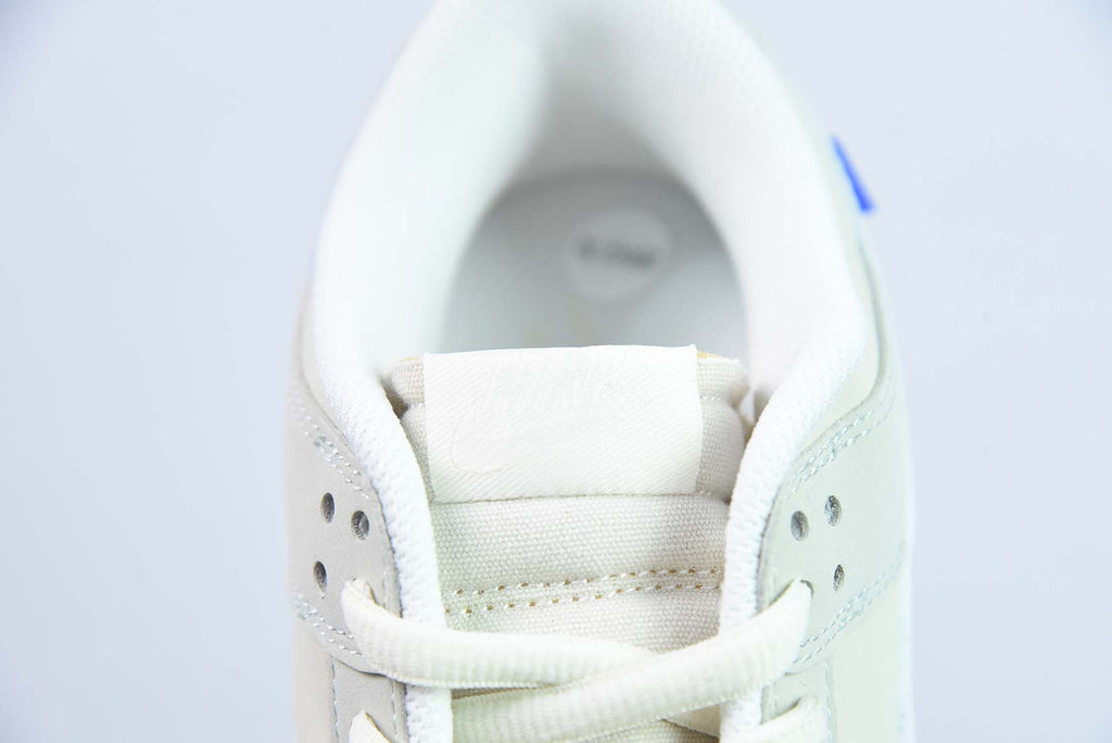 MNH35266941 NIKE SB Dunk Low 運動休閒低筒板鞋大友克洋麂皮米黃貨號：DD5896-020 尺寸：36-45