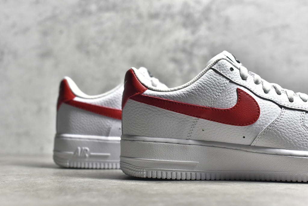 # 公司級NK Air Force 1 空軍一號白紅勾官方同步原楦頭原紙板打造純正空軍版型#專注外貿渠道全掌內置蜂窩氣墊#原盒配件原廠中底鋼印、拉幫完美官方貨號：DN1430-102 SIZE：36 36.5 37.5 38 38.45 43845.45 4.454 4. 43 44 44.5 45