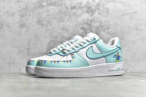 # 公司级别 官方爆款定制 二次元主题 NK Air Force 1 Low’07 马戏团配色 空军一号低帮休闲板鞋 定制皮料 原厂3D打印 定制鞋盒 原楦原纸板 纯正空军版型 内置全掌气垫 货号：CW2288-111 Size：36 36.5 37.5 38 38.5 39 40 40.5 41 42 42.5 43 44 44.5 45