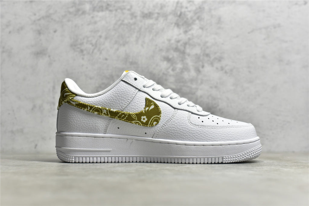 # 公司級Nk Air Force 1'07 Low 空軍一號低幫休閒板鞋DJ9942-101 尺寸：36 36.5 37.5 38 38.5 39 40 40.5 41 42 42.5 43 4454.5 44454.5 44