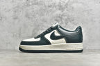 # 公司等級NK Air Force 1 Low '07 米墨綠滿天星配色空軍一號低筒休閒板鞋原廠訂製皮料定製鞋盒原楦原紙板純正版型高清潔度內置全掌氣墊（附贈鞋帶一副）貨號：LU6965-756 Size：36 36.5 37.536.5 37.5 383 4536. 42.5 43 44 44.5 45