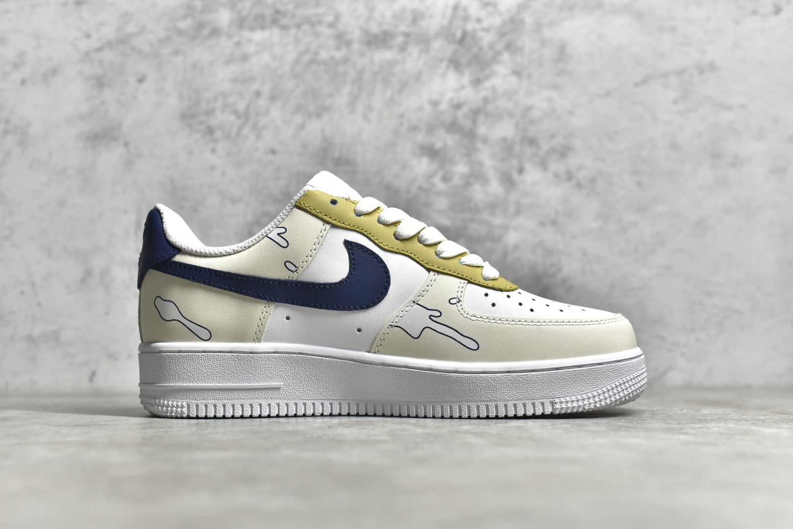 # 公司級NK Air Force 1 空軍一號黃手繪官方同步原廠中底鋼印、拉幫完美官方貨號：315115-113 SIZE：36 36.5 375 36.5 375 36. 42.5 43 44 44.5 45