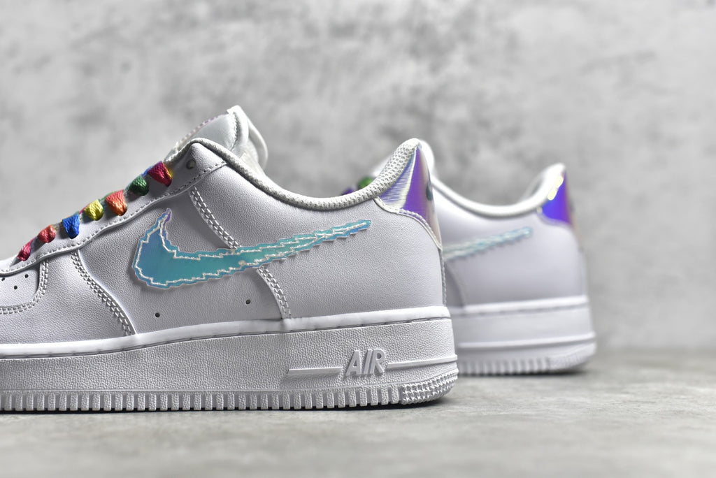 # 公司等級NK Air Force 1 空軍一號七彩鐳射官方同步原廠級原楦頭原紙板打造純正空軍版型#專注外貿渠道全掌內置蜂窩氣墊#原盒配件原廠中底鋼印、拉幫完美官方貨號：DC1699-100 SIZE：36 36.5 375 50375. 42 42.5 43 44 44.5 45