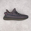 純原版Yeezy Boost 350 V2 黑滿天星貨號：FU9007全套原楦原紙版原鞋開模完美打造採用辰元飛織魚絲網原廠面非進口機台大底原廠半透明RB巴斯夫滿釘大底原廠東莞百宏3M反光鞋帶質感一致原廠鑫成新粉原鞋墊LOGO膠漿印花鈦金針與高士馬克線針車精工打造一切遵循原廠指令單採購同源原材採購全套原廠進口材料原紙版原楦頭一切同源公司大幾率過驗混賣無壓力