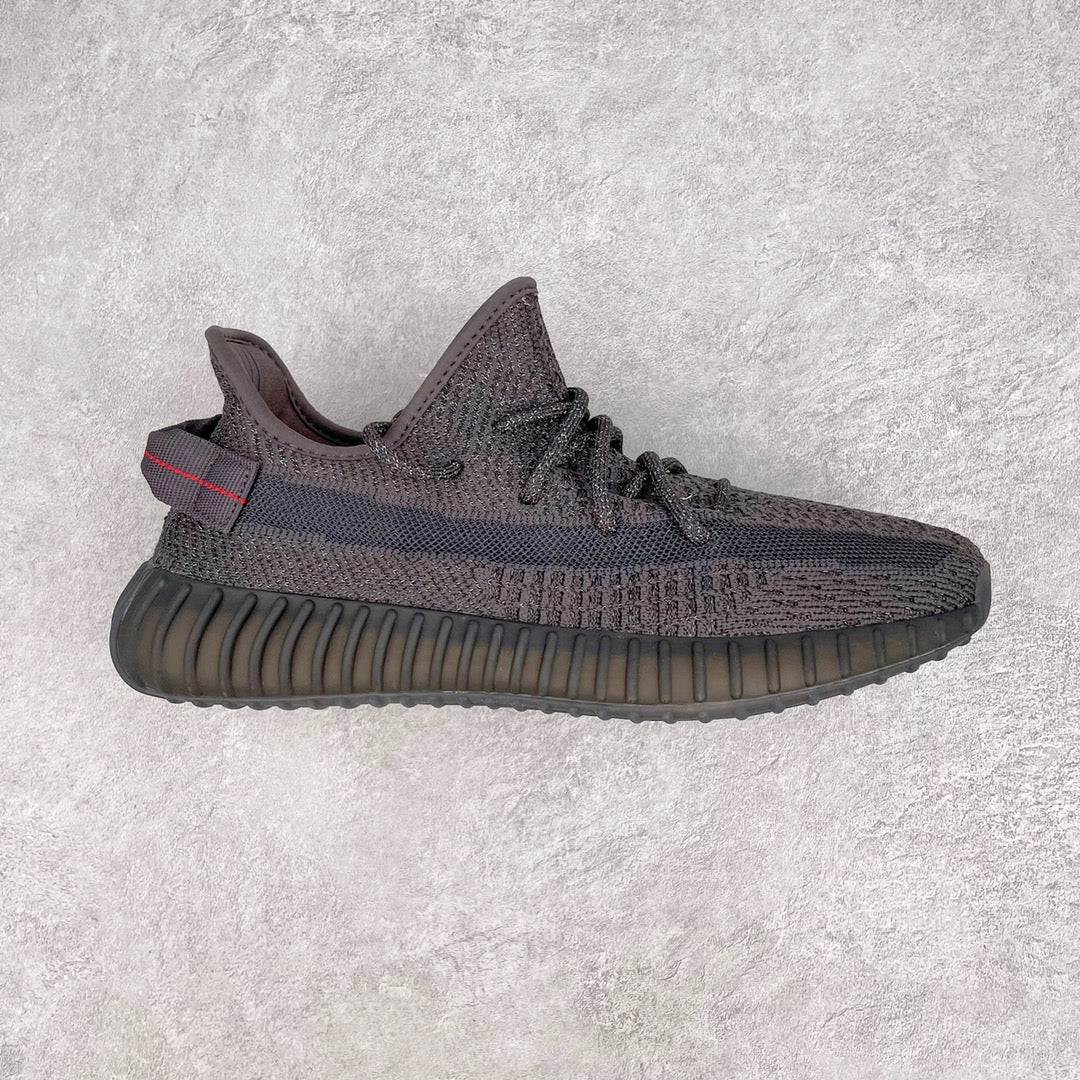 純原版Yeezy Boost 350 V2 黑滿天星貨號：FU9007全套原楦原紙版原鞋開模完美打造採用辰元飛織魚絲網原廠面非進口機台大底原廠半透明RB巴斯夫滿釘大底原廠東莞百宏3M反光鞋帶質感一致原廠鑫成新粉原鞋墊LOGO膠漿印花鈦金針與高士馬克線針車精工打造一切遵循原廠指令單採購同源原材採購全套原廠進口材料原紙版原楦頭一切同源公司大幾率過驗混賣無壓力