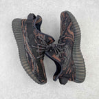 ＃純原Yeezy Boost 350 V2 黑色暴龍獸GW3774全套原楦原紙版原鞋開模完美打造採用辰元飛織魚絲網原廠面非進口機台大底原廠半透明RB巴斯夫滿釘大底原廠東莞百宏3M反光鞋帶質感一致原廠鑫成新粉原鞋墊LOGO膠漿印花鈦金針與高士馬克線針車精工打造一切遵循原廠指令單採購同源原材採購全套原廠進口材料原紙版原楦頭一切同源公司貨大幾率過驗混賣無壓力