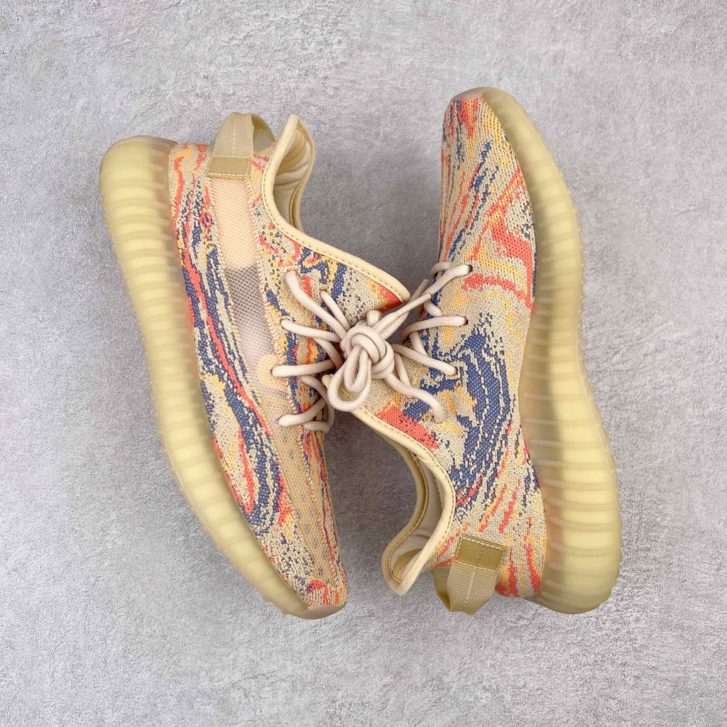 純原Yeezy Boost 350 V2 黃色暴龍獸GW3773全套原楦原紙版原鞋開模完美打造採用辰元飛織魚絲網原廠面非進口機台大底原廠半透明RB巴斯夫滿釘大底原廠東莞百宏3M反光鞋帶質感一致原廠鑫成新粉原鞋墊LOGO膠漿印花鈦金針與高士馬克線針車精工打造一切遵循原廠指令單採購同源原材採購全套原廠進口材料原紙版原楦頭一切同源公司貨大幾率過驗混賣無壓力‼