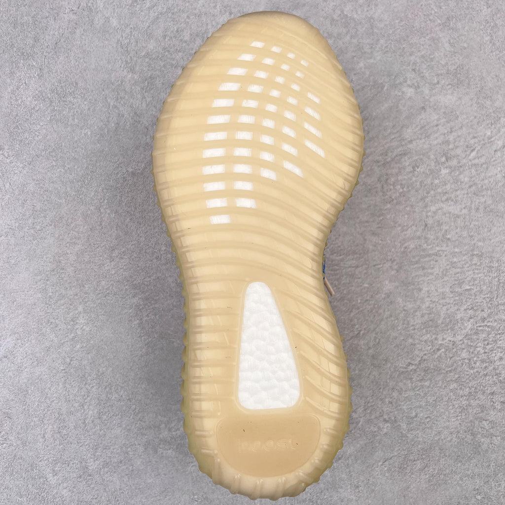 純原Yeezy Boost 350 V2 黃色暴龍獸GW3773全套原楦原紙版原鞋開模完美打造採用辰元飛織魚絲網原廠面非進口機台大底原廠半透明RB巴斯夫滿釘大底原廠東莞百宏3M反光鞋帶質感一致原廠鑫成新粉原鞋墊LOGO膠漿印花鈦金針與高士馬克線針車精工打造一切遵循原廠指令單採購同源原材採購全套原廠進口材料原紙版原楦頭一切同源公司貨大幾率過驗混賣無壓力‼