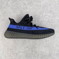 ＃ Yeezy Boost 350 V2"Dazzling Blue" 黑藍GY7164全套原楦原紙版原鞋開模完美打造採用辰元飛織魚絲網原廠面非進口機台大底原廠半透明RB巴斯夫滿釘大底原廠東莞百宏3M反光鞋帶質感一致原廠鑫成新粉原鞋墊LOGO膠漿印花鈦金針與高士馬克線針車精工打造一切遵循原廠指令單採購同源原材採購全套原廠進口材料原紙版原楦頭一切同源公司貨大幾率過驗混賣無壓力‼