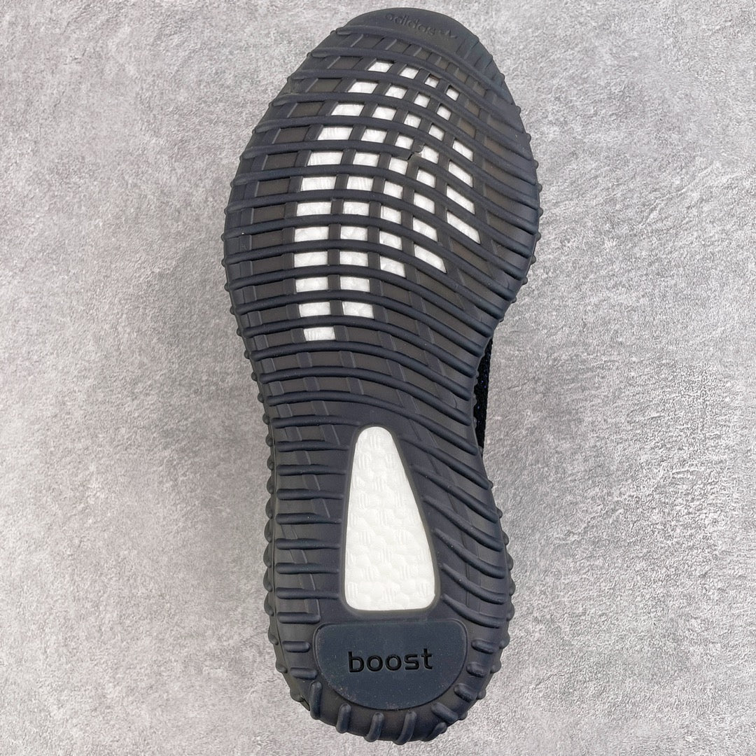 ＃ Yeezy Boost 350 V2"Dazzling Blue" 黑藍GY7164全套原楦原紙版原鞋開模完美打造採用辰元飛織魚絲網原廠面非進口機台大底原廠半透明RB巴斯夫滿釘大底原廠東莞百宏3M反光鞋帶質感一致原廠鑫成新粉原鞋墊LOGO膠漿印花鈦金針與高士馬克線針車精工打造一切遵循原廠指令單採購同源原材採購全套原廠進口材料原紙版原楦頭一切同源公司貨大幾率過驗混賣無壓力‼