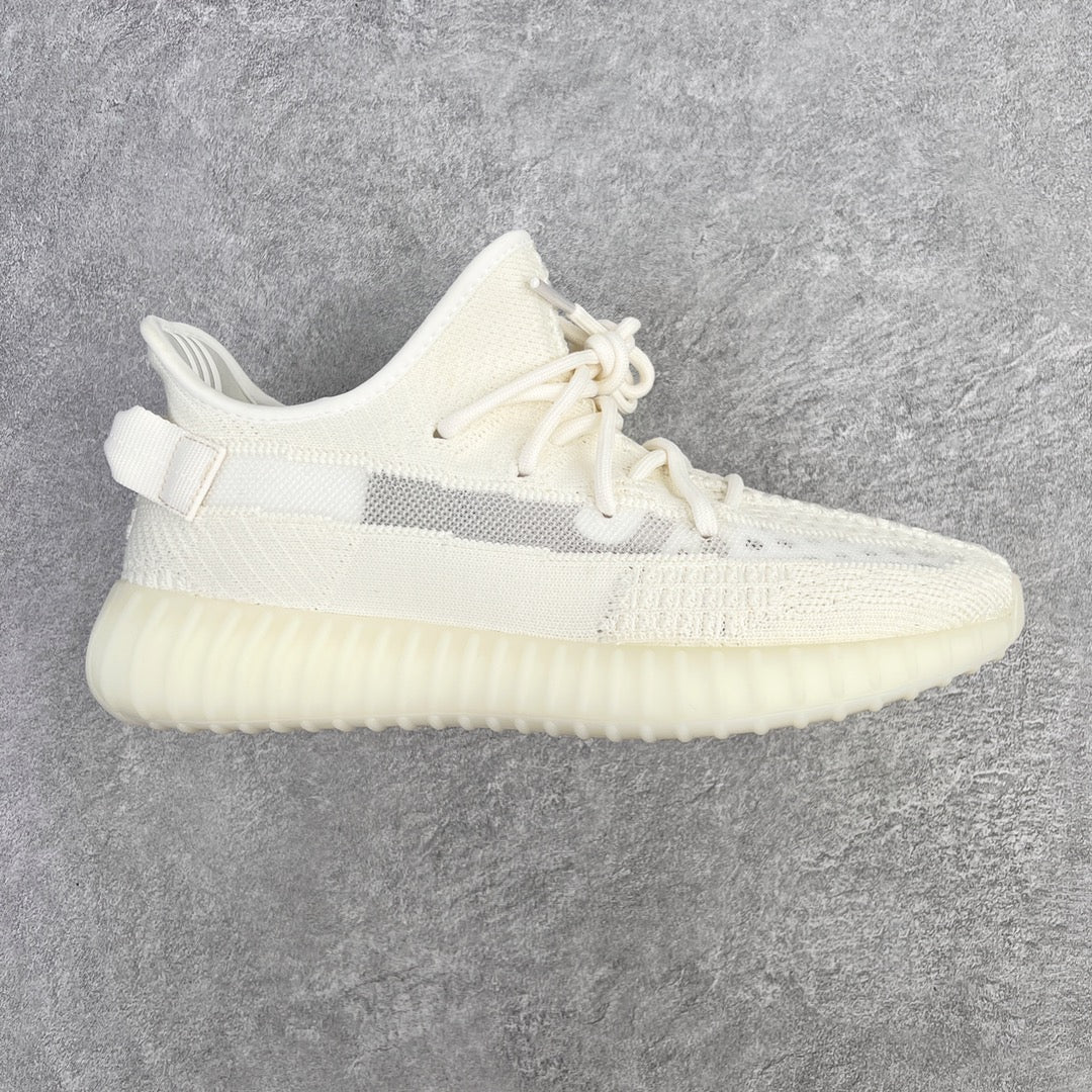 純原版Yeezy Boost 350 V2"Pure Oat" 純白鏤空HQ6316全套原楦原紙版原鞋開模完美打造採用辰元飛織魚絲網原廠面非進口機台大底原廠半透明RB巴斯夫滿釘大底原廠東莞百宏3M反光鞋帶質感一致原廠鑫成新粉原鞋墊LOGO膠漿印花鈦金針與高士馬克線針車精工打造一切遵循原廠指令單採購同源原材採購全套原廠進口材料原紙版原楦頭一切同源公司大幾率過驗混賣無壓力‼ ️