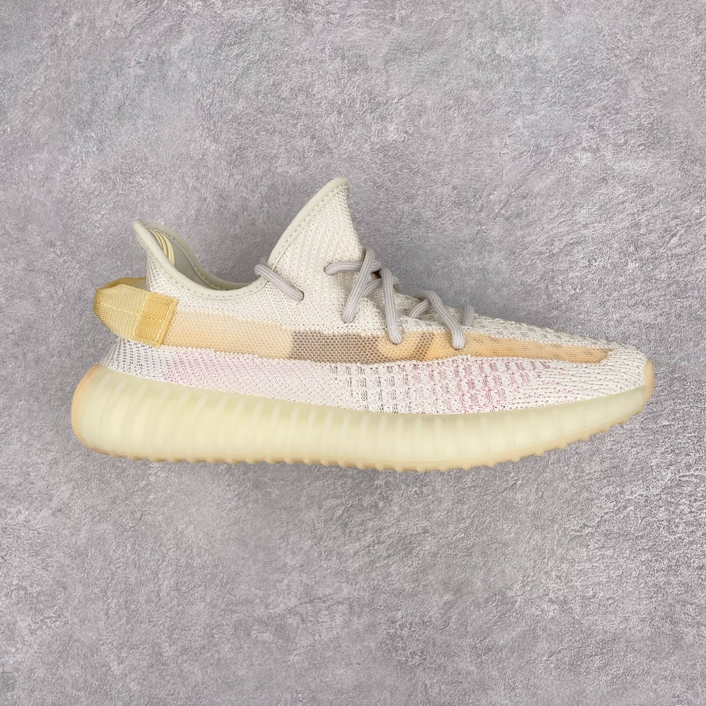 純原版本Yeezy Boost 350 V2 溫變貨號：GY3438全套原楦原紙版原鞋開模完美打造採用辰元飛織魚絲網原廠面非進口機台大底原廠半透明RB巴斯夫滿釘大底原廠東莞百宏3M反光鞋帶質感一致原廠鑫成新粉原鞋墊LOGO膠漿印花鈦金針與高士馬克線針車精工打造一切遵循原廠指令單採購同源原材採購全套原廠進口材料原紙版原楦頭一切同源公司大幾率過驗混賣無壓力