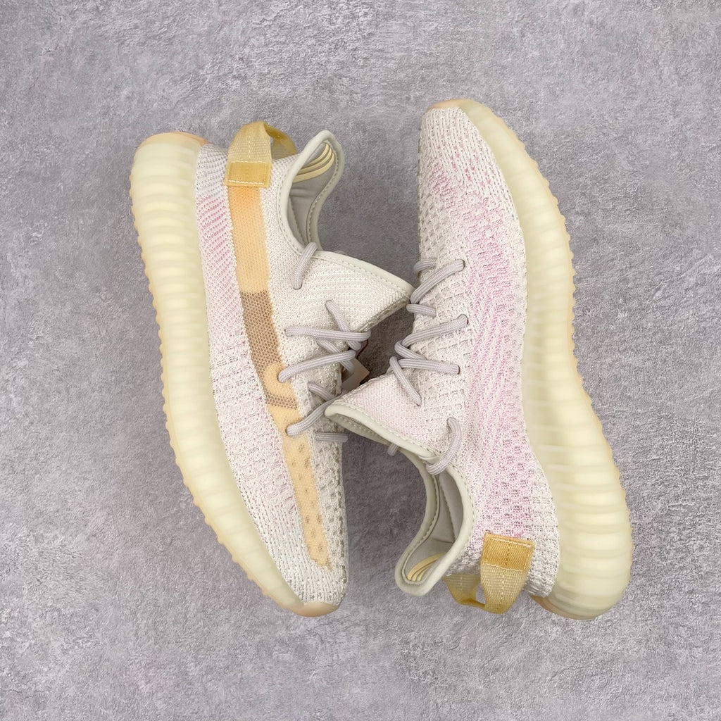 純原版本Yeezy Boost 350 V2 溫變貨號：GY3438全套原楦原紙版原鞋開模完美打造採用辰元飛織魚絲網原廠面非進口機台大底原廠半透明RB巴斯夫滿釘大底原廠東莞百宏3M反光鞋帶質感一致原廠鑫成新粉原鞋墊LOGO膠漿印花鈦金針與高士馬克線針車精工打造一切遵循原廠指令單採購同源原材採購全套原廠進口材料原紙版原楦頭一切同源公司大幾率過驗混賣無壓力