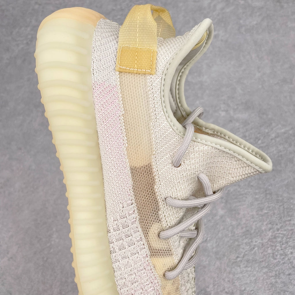 純原版本Yeezy Boost 350 V2 溫變貨號：GY3438全套原楦原紙版原鞋開模完美打造採用辰元飛織魚絲網原廠面非進口機台大底原廠半透明RB巴斯夫滿釘大底原廠東莞百宏3M反光鞋帶質感一致原廠鑫成新粉原鞋墊LOGO膠漿印花鈦金針與高士馬克線針車精工打造一切遵循原廠指令單採購同源原材採購全套原廠進口材料原紙版原楦頭一切同源公司大幾率過驗混賣無壓力