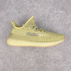 純原版Yeezy Boost 350 V2 丁黃滿天星貨號：FV3255全套原楦原紙版原鞋開模完美打造採用辰元飛織魚絲網原廠面非進口機台大底原廠半透明RB巴斯夫滿釘大底原廠東莞百宏3M反光鞋帶質感一致原廠鑫成新粉原鞋墊LOGO膠漿印花鈦金針與高士馬克線針車精工打造一切遵循原廠指令單採購同源原材採購全套原廠進口材料原紙版原楦頭一切同源公司大幾率過驗混賣無壓力‼ ️