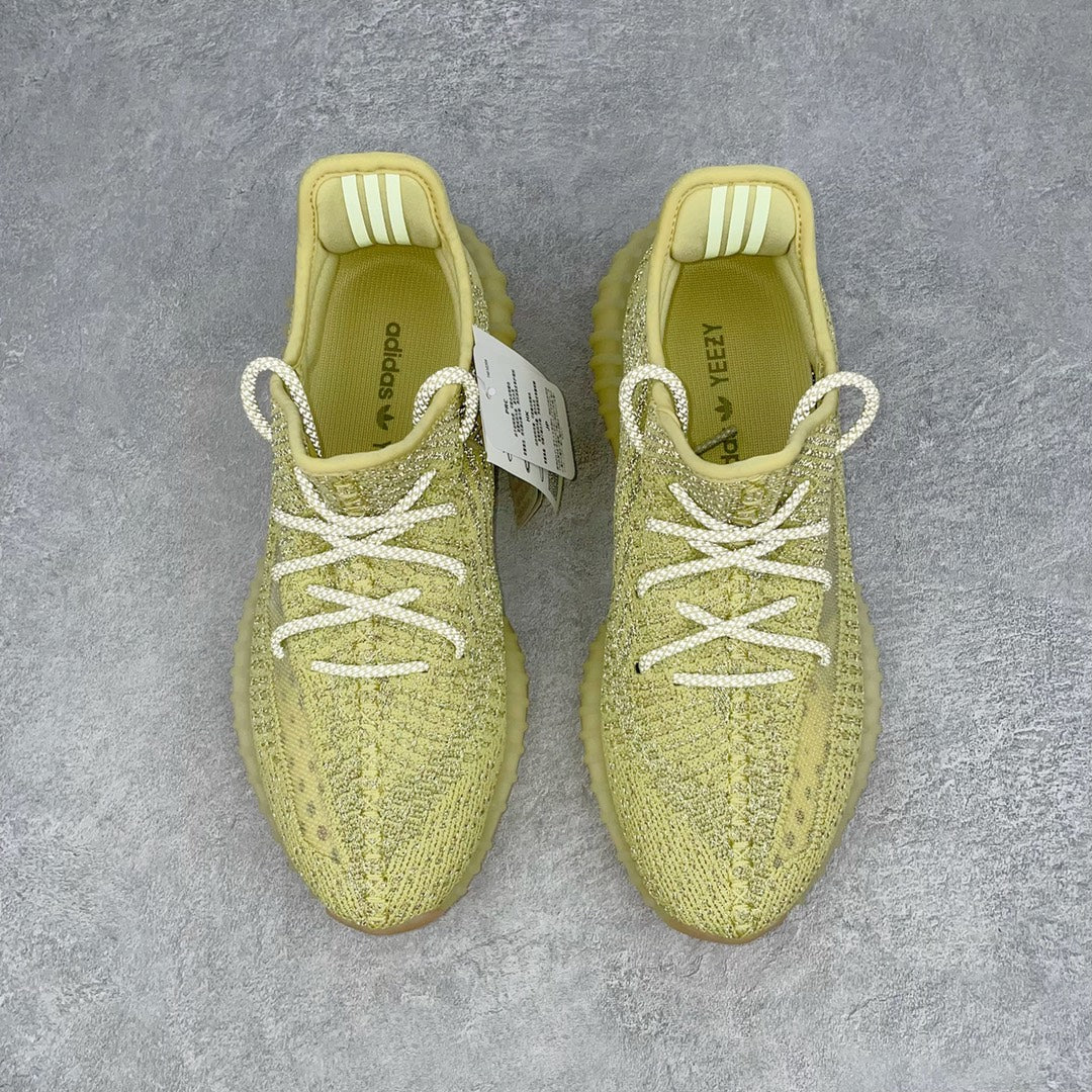 純原版Yeezy Boost 350 V2 丁黃滿天星貨號：FV3255全套原楦原紙版原鞋開模完美打造採用辰元飛織魚絲網原廠面非進口機台大底原廠半透明RB巴斯夫滿釘大底原廠東莞百宏3M反光鞋帶質感一致原廠鑫成新粉原鞋墊LOGO膠漿印花鈦金針與高士馬克線針車精工打造一切遵循原廠指令單採購同源原材採購全套原廠進口材料原紙版原楦頭一切同源公司大幾率過驗混賣無壓力‼ ️