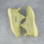 純原版Yeezy Boost 350 V2 丁黃滿天星貨號：FV3255全套原楦原紙版原鞋開模完美打造採用辰元飛織魚絲網原廠面非進口機台大底原廠半透明RB巴斯夫滿釘大底原廠東莞百宏3M反光鞋帶質感一致原廠鑫成新粉原鞋墊LOGO膠漿印花鈦金針與高士馬克線針車精工打造一切遵循原廠指令單採購同源原材採購全套原廠進口材料原紙版原楦頭一切同源公司大幾率過驗混賣無壓力‼ ️