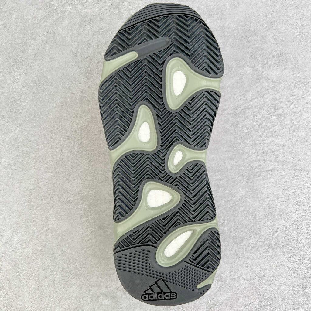 ＃純原Yeezy Boost Runner 700 海鹽白EG7487 原楦原紙板開發完美低趴原鞋韻味市場同價位區間性價比絕無第二家正確頭層牛巴革材質原廠3D檔案資料原廠紙板頭層皮料細節與正品對版中底壓片底料Baize363353530003300003 紙本35330333片材：36330033000033 紙本3533630330紙。 37 38 38.5 39 40 40.5 41 42 42.5 43 44 44.5 45 46 47 48 編碼：Yby3936050