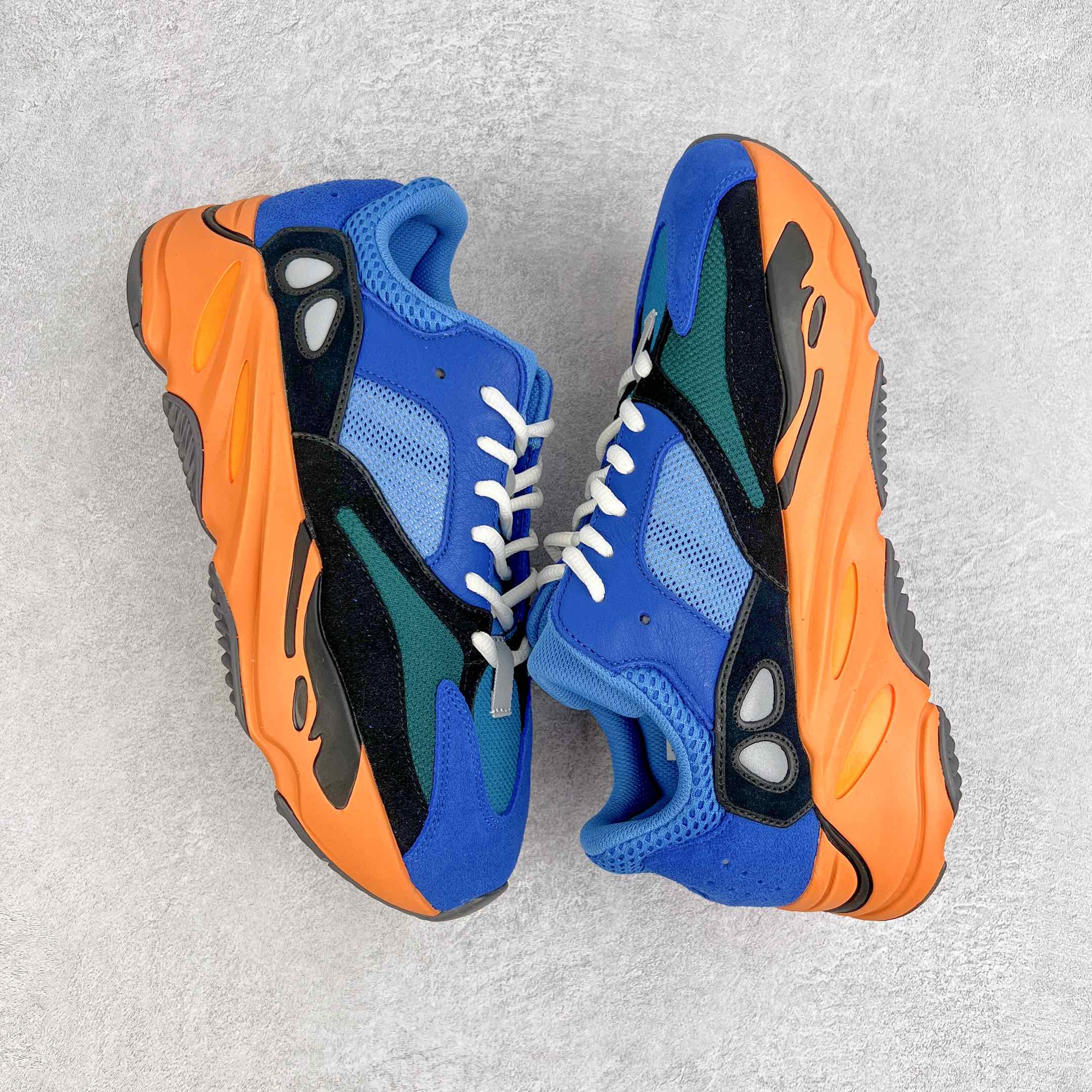 ＃純原Yeezy Boost Runner 700 藍橙GZ0541原楦原紙板開發完美低趴原鞋韻味市場同價位區間性價比絕無第二家正確頭層牛巴革材質原廠3D檔案資料原廠紙板頭層皮料細節與正品對版中底片底料BaizeB13635353530003300003 紙片底材3633533030300003 紙廠。 37 38 38.5 39 40 40.5 41 42 42.5 43 44 44.5 45 46 47 48 編碼：Yby3936050