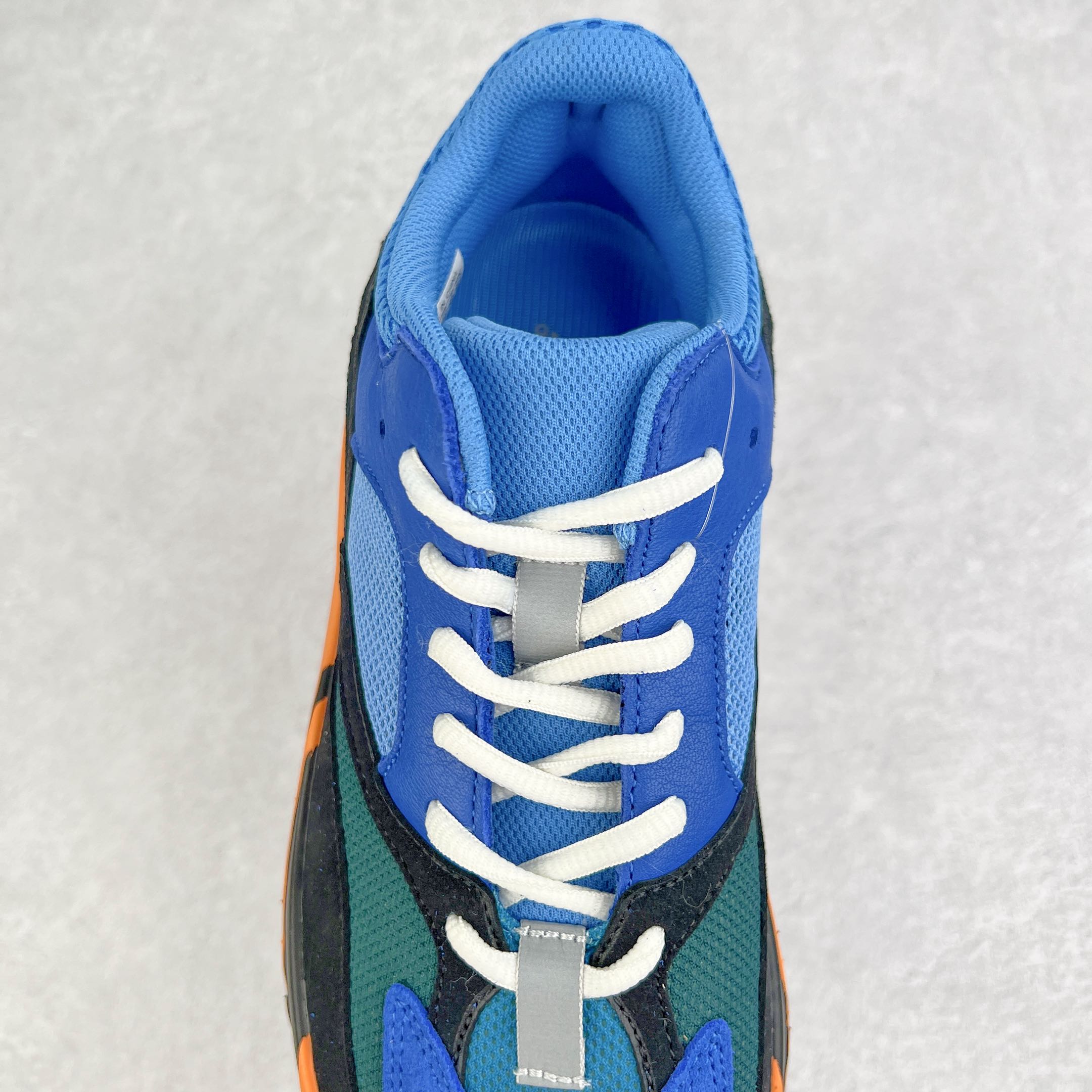 ＃純原Yeezy Boost Runner 700 藍橙GZ0541原楦原紙板開發完美低趴原鞋韻味市場同價位區間性價比絕無第二家正確頭層牛巴革材質原廠3D檔案資料原廠紙板頭層皮料細節與正品對版中底片底料BaizeB13635353530003300003 紙片底材3633533030300003 紙廠。 37 38 38.5 39 40 40.5 41 42 42.5 43 44 44.5 45 46 47 48 編碼：Yby3936050