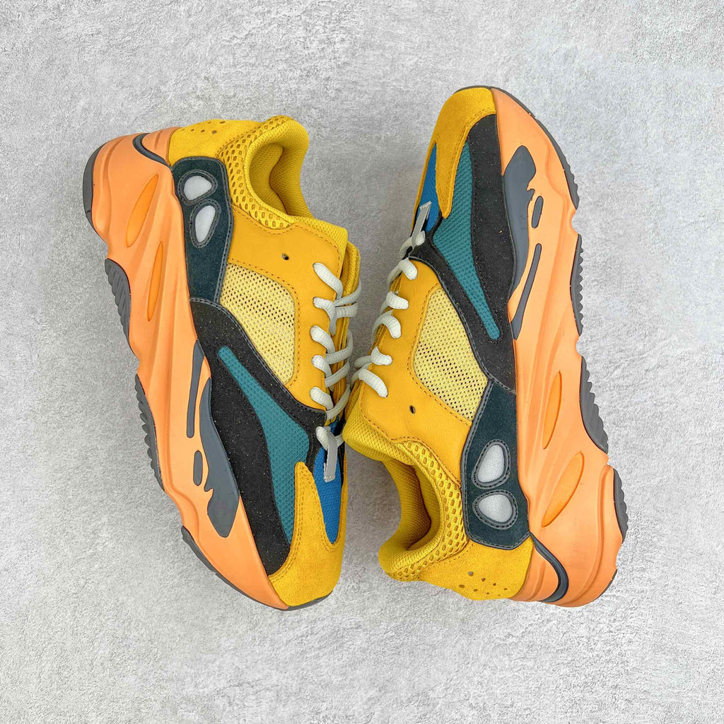 ＃純原Yeezy Boost Runner 700 太陽橙GZ6984原楦原紙板開發完美低趴原鞋韻味市場同價位區間性價比絕無第二家正確頭層牛巴革材質原廠3D檔案數據原廠紙板頭層皮料細節與正品對版中底片底料Baize313635353000330003 紙本356330303030紙。 37 38 38.5 39 40 40.5 41 42 42.5 43 44 44.5 45 46 47 48 編碼：Yby3936050