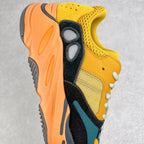 ＃純原Yeezy Boost Runner 700 太陽橙GZ6984原楦原紙板開發完美低趴原鞋韻味市場同價位區間性價比絕無第二家正確頭層牛巴革材質原廠3D檔案數據原廠紙板頭層皮料細節與正品對版中底片底料Baize313635353000330003 紙本356330303030紙。 37 38 38.5 39 40 40.5 41 42 42.5 43 44 44.5 45 46 47 48 編碼：Yby3936050