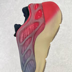 ＃純原Yeezy 700V3 藍粉漸變霓虹GW1814 開發室提前原鞋購回開發原廠BOUNCE 聚氨酯包裹EVA 發泡材質中底打造正確甲卡織面夜光效果等均最大程度還原公司細節不斷修正尺寸：36 36 36.5 37 38 38.45 3845. 43 44 44.5 45 46 47 48 編碼：Xby3936070