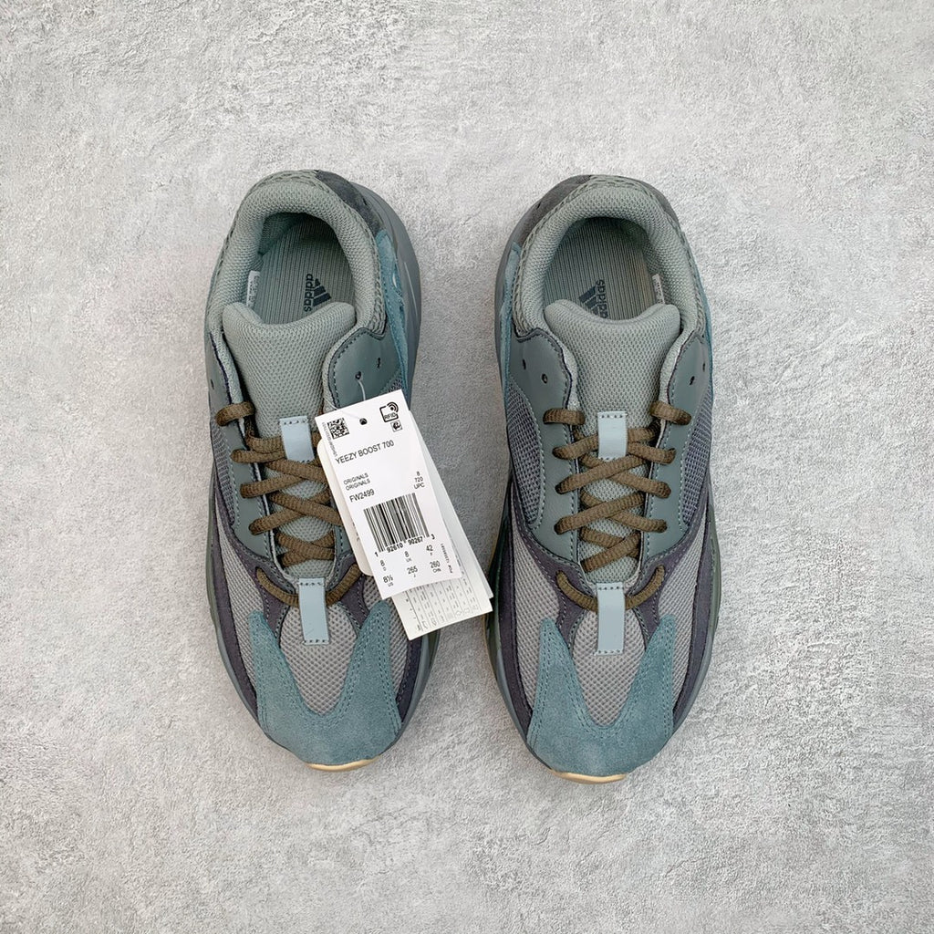 ＃ Yeezy Boost Runner 700 ＃原楦原紙板開發，完美“低趴”原鞋韻味正確頭層牛巴革材質原廠3D檔案數據原廠紙板頭層皮料細節與正品對版中底內置Basf 科技材質輕便穿著軟硬硬適中全套紙板模具原廠3M3Mize 3Mize 3838535353M3M3M 3M353Mize 3M38353M 303M 303M3573 月：反光皮料40.5 41 42 42.5 43 44 44.5 45 46 編碼：by3936000