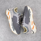 YEEZY BOOST 700 磁鐵FV9922 完美零瑕疵沖正絕不翻車全套原廠楦頭開版原鞋開模原廠EVA中底內嵌全掌巴斯夫原底原廠材料渠道遵循萬邦指令單精準採購香州進口反絨長毛皮料隆昌身組合材料3M身組裝原廠材料3M30 原廠水原廠水。 36.5 37 38 38.5 39 40 40.5 41 42 42.5 43 44 44.5 45 46 46.5 47 編碼：Mby2936060