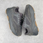 YEEZY BOOST 700 黑生膠FV5304完美零瑕疵沖正絕不翻車全套原廠楦頭開版原鞋開模原廠EVA中底內嵌全掌巴斯夫原底原廠材料渠道遵循萬邦指令單精準採購香州進口反絨長毛皮料隆昌鞋身網面原廠3M反光材質環保原裝40 40.5 41 42 42.5 43 44 44.5 45 46 46.5 47 編碼：Mby2936060