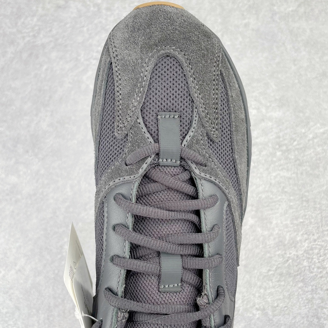 YEEZY BOOST 700 黑生膠FV5304完美零瑕疵沖正絕不翻車全套原廠楦頭開版原鞋開模原廠EVA中底內嵌全掌巴斯夫原底原廠材料渠道遵循萬邦指令單精準採購香州進口反絨長毛皮料隆昌鞋身網面原廠3M反光材質環保原裝40 40.5 41 42 42.5 43 44 44.5 45 46 46.5 47 編碼：Mby2936060