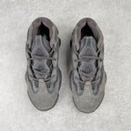 Yeezy 500 Desert Rat 純黑F36640 隨意秒殺各種市面偽純原全新外貿批次市場最強性價比版本1：頂級製作工藝僅看齊發售原鞋2：萬邦原廠翻毛、甩紋牛皮3：內置adiPRENE+減震科技4：全鞋包括內裡機台針間距調整與原始版本：PR​​Sadi37753號36.5 37 38 38.5 39 40 40.5 41 42 42.5 43 44 44.5 45 46 46.5 47 48 編碼：Mby3936000