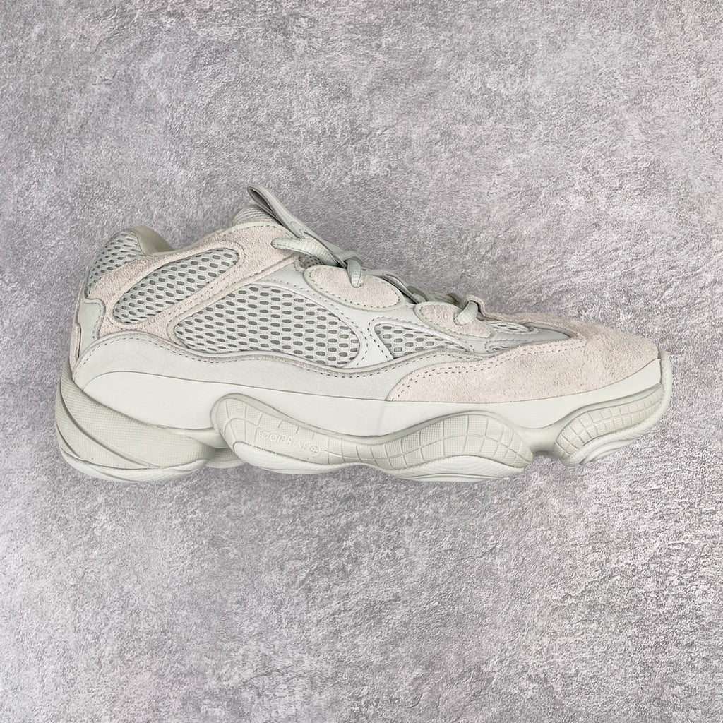 Yeezy 500 Desert Rat 鹽霧色EE7287 圈內高階賣家首選完美零瑕疵沖正絕不翻車萬邦原廠翻毛、甩紋牛皮內置adiPRENE+減震科技全鞋包括內裡機台針車間距調整與原版一致原底模具ZEZE"adiPRENE"卡形完美36.5 37 38 38.5 39 40 40.5 41 42 42.5 43 44 44.5 45 46 47 48 編碼：Xby4936050