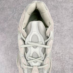 Yeezy 500 Desert Rat 鹽霧色EE7287 圈內高階賣家首選完美零瑕疵沖正絕不翻車萬邦原廠翻毛、甩紋牛皮內置adiPRENE+減震科技全鞋包括內裡機台針車間距調整與原版一致原底模具ZEZE"adiPRENE"卡形完美36.5 37 38 38.5 39 40 40.5 41 42 42.5 43 44 44.5 45 46 47 48 編碼：Xby4936050