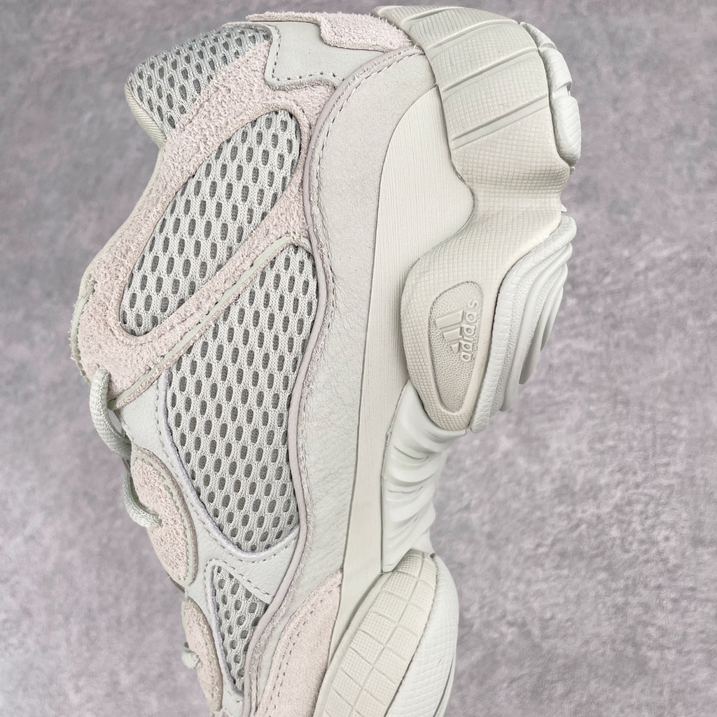 Yeezy 500 Desert Rat 鹽霧色EE7287 圈內高階賣家首選完美零瑕疵沖正絕不翻車萬邦原廠翻毛、甩紋牛皮內置adiPRENE+減震科技全鞋包括內裡機台針車間距調整與原版一致原底模具ZEZE"adiPRENE"卡形完美36.5 37 38 38.5 39 40 40.5 41 42 42.5 43 44 44.5 45 46 47 48 編碼：Xby4936050