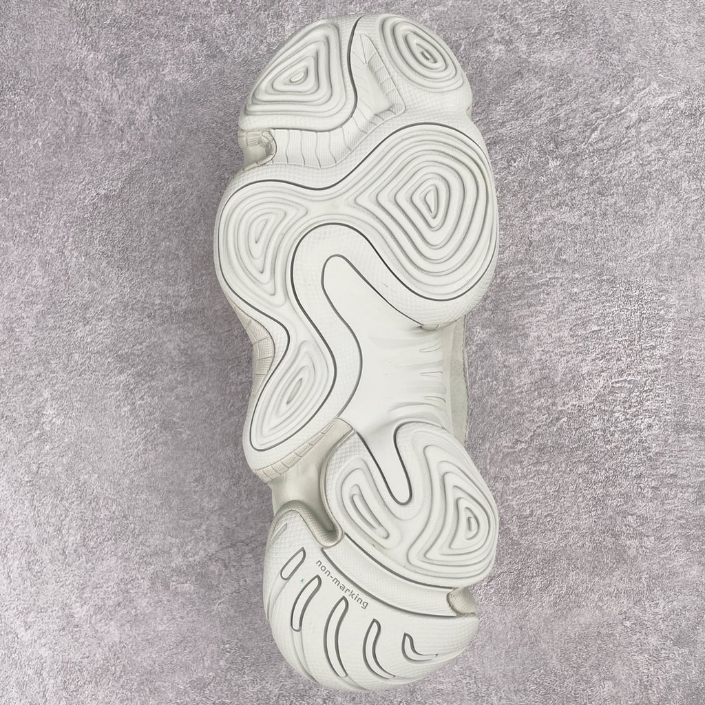 Yeezy 500 Desert Rat 鹽霧色EE7287 圈內高階賣家首選完美零瑕疵沖正絕不翻車萬邦原廠翻毛、甩紋牛皮內置adiPRENE+減震科技全鞋包括內裡機台針車間距調整與原版一致原底模具ZEZE"adiPRENE"卡形完美36.5 37 38 38.5 39 40 40.5 41 42 42.5 43 44 44.5 45 46 47 48 編碼：Xby4936050