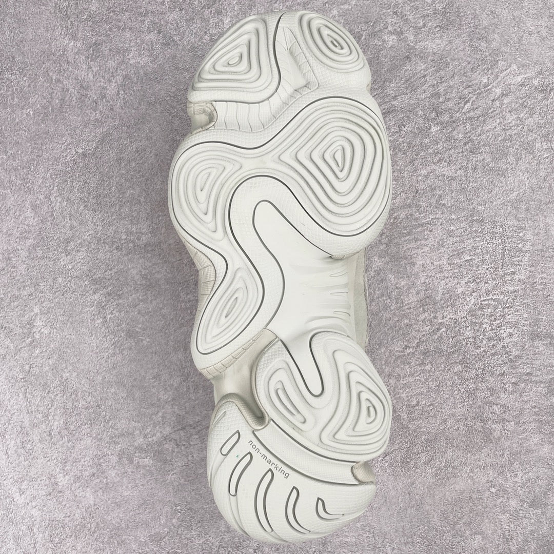 Yeezy 500 Desert Rat 鹽霧色EE7287 圈內高階賣家首選完美零瑕疵沖正絕不翻車萬邦原廠翻毛、甩紋牛皮內置adiPRENE+減震科技全鞋包括內裡機台針車間距調整與原版一致原底模具ZEZE"adiPRENE"卡形完美36.5 37 38 38.5 39 40 40.5 41 42 42.5 43 44 44.5 45 46 47 48 編碼：Xby4936050