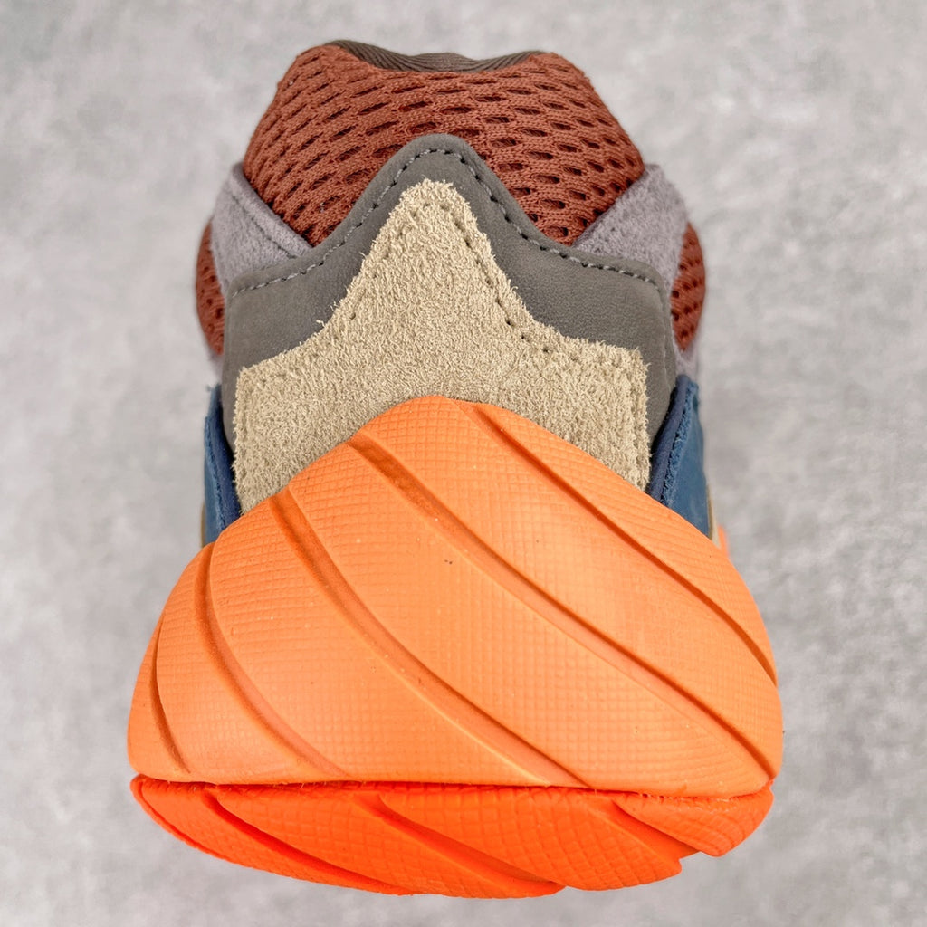 Yeezy 500 Desert Rat "Enflame" 藍橙配色GZ5541 圈內高階賣家首選完美零瑕疵沖正絕不翻車萬邦原廠翻毛、甩紋牛皮內置adiPRENE+減震科技全鞋包括內裡機台針車間距調整與原版一致原底模具"adiadiENE"字光墊樣效果