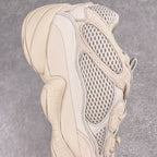 Yeezy 500 Desert Rat 灰白配色DB2908 圈內高階賣家首選完美零瑕疵沖正絕不翻車萬邦原廠翻毛、甩紋牛皮內置adiPRENE+減震科技全鞋包括內裡機台針車間距調整與原版一致原底模具ZEZE"adiPRENE"卡形完美36.5 37 38 38.5 39 40 40.5 41 42 42.5 43 44 44.5 45 46 47 48 編碼：Xby4936050