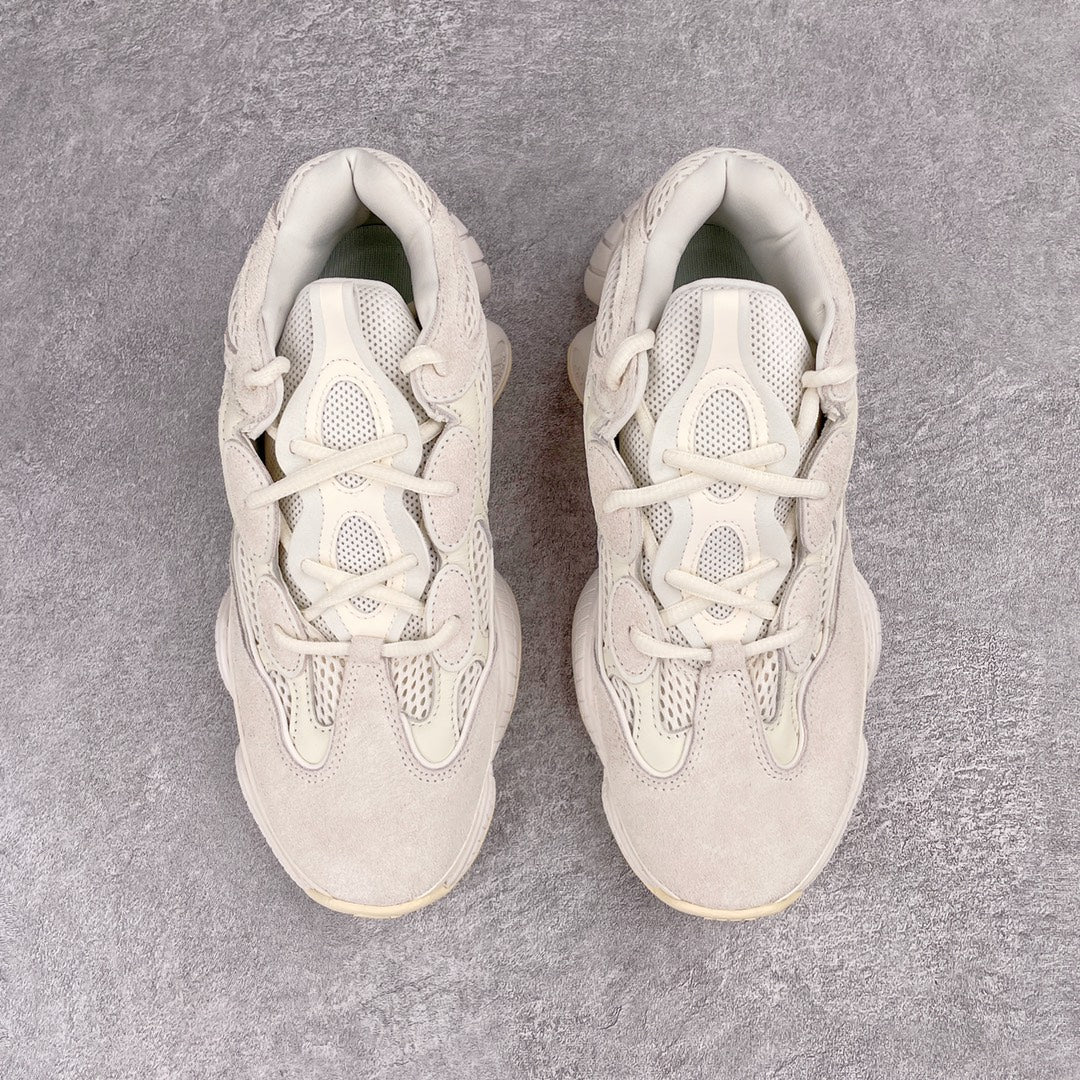 Yeezy 500 Desert Rat "Bone White"骨白配色FV3573 圈內高端賣家首選完美零瑕疵沖正絕不翻車萬邦原廠翻毛、甩紋牛皮內置adiPRENE+減震科技全鞋包括內裡機台針車間距調整與原版一致原底字墊樣卡