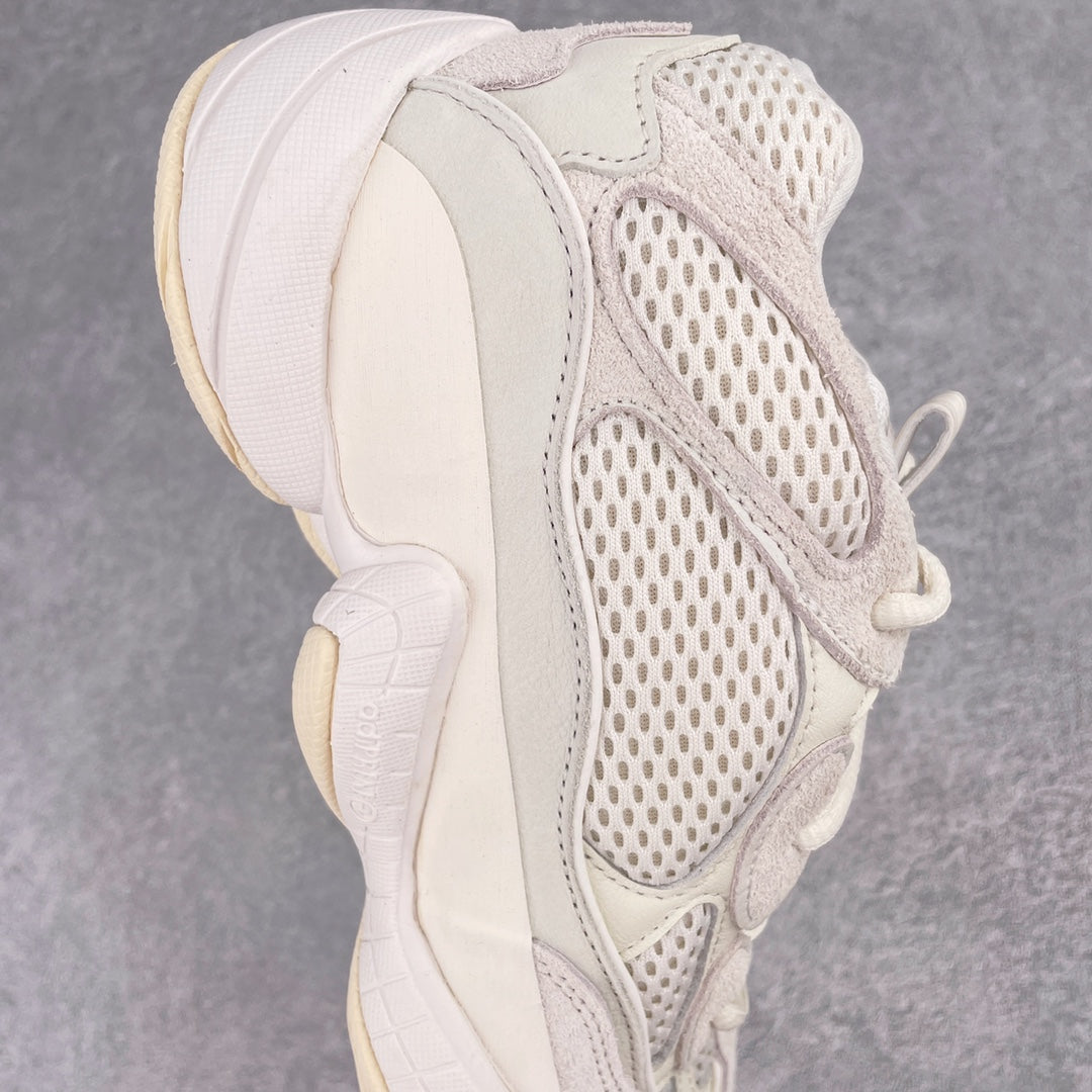Yeezy 500 Desert Rat "Bone White"骨白配色FV3573 圈內高端賣家首選完美零瑕疵沖正絕不翻車萬邦原廠翻毛、甩紋牛皮內置adiPRENE+減震科技全鞋包括內裡機台針車間距調整與原版一致原底字墊樣卡