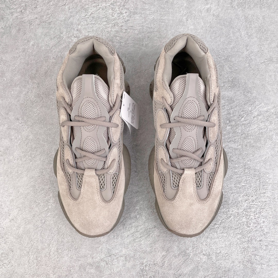 Yeezy 500 Desert Rat 灰棕色GX3607 隨意秒殺各種市面偽純原全新外貿批次市場最強性價比版本1：頂級製作工藝僅看齊發售原鞋2：萬邦原廠翻毛、甩紋牛皮3：內置adiPRENE+減震科技4：全鞋包括內裡機台針間距調整與原始版本：PR​​Sadi37753號36.5 37 38 38.5 39 40 40.5 41 42 42.5 43 44 44.5 45 46 46.5 47 48 編碼：Mby3936000
