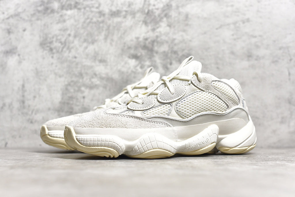 【椰子500】 最大48碼AD Yeezy 500 進口翻毛皮質感可見後跟小V包裹夾角可見區分市面鬆垮腳裸刻字清晰媲美公司打造最強懂貨的老鐵看一眼鞋型就懂低消費入手最佳選擇版本⚠️尺寸：36 36.5 37 38 38. 43 44 44.5 45 46 47 48