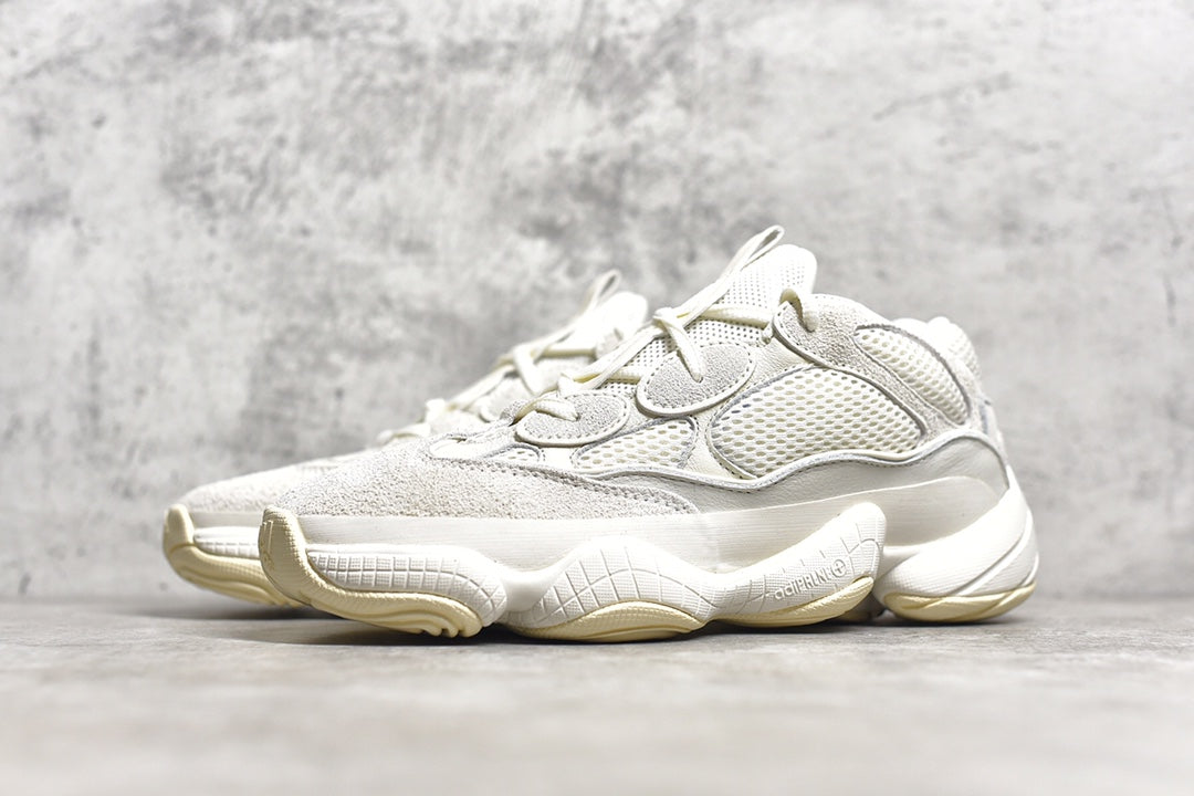 【椰子500】 最大48碼AD Yeezy 500 進口翻毛皮質感可見後跟小V包裹夾角可見區分市面鬆垮腳裸刻字清晰媲美公司打造最強懂貨的老鐵看一眼鞋型就懂低消費入手最佳選擇版本⚠️尺寸：36 36.5 37 38 38. 43 44 44.5 45 46 47 48